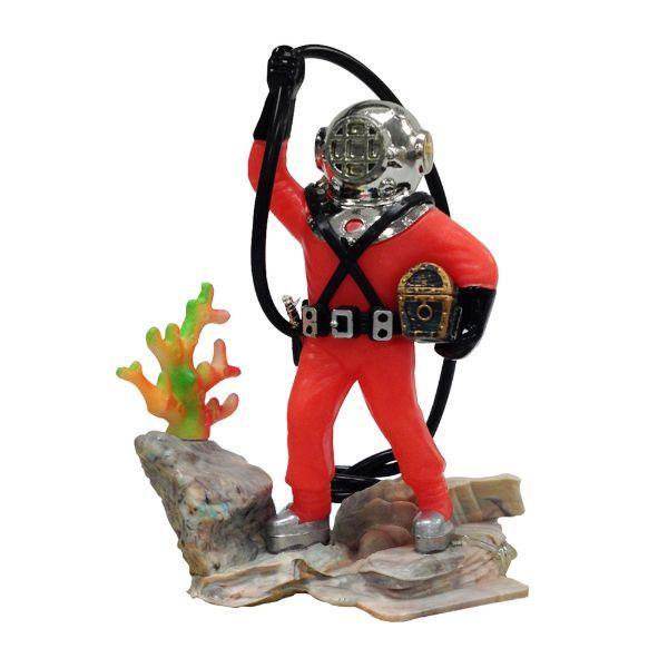 DIVER W/HOSE